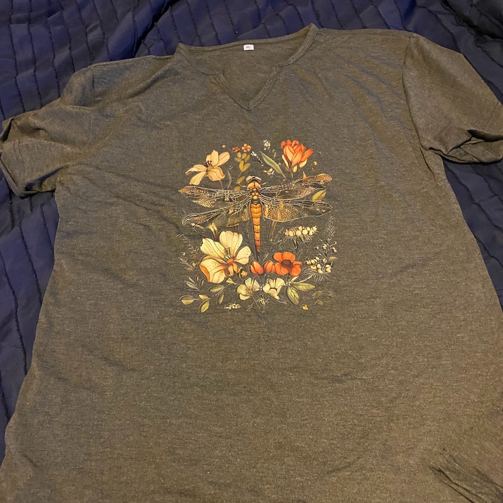 Ladies  Gray Graphic T-Shirt